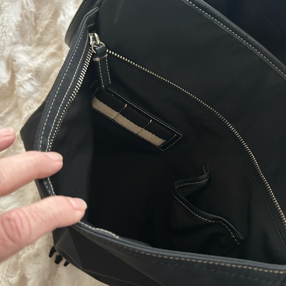 Coach authentic messenger bag EUC - Picture 8 of 16